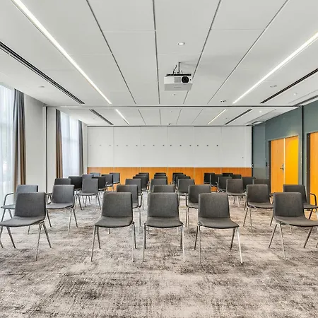 Leonardo Medical Park فندق