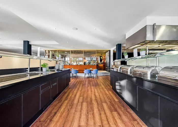 Leonardo Medical Park 4*